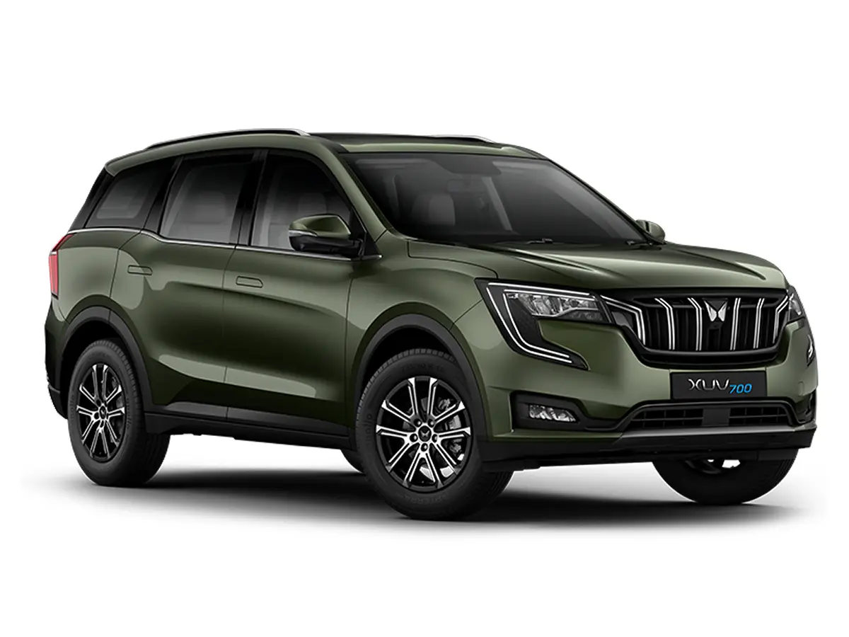 Mahindra XUV 700 Deep Forest